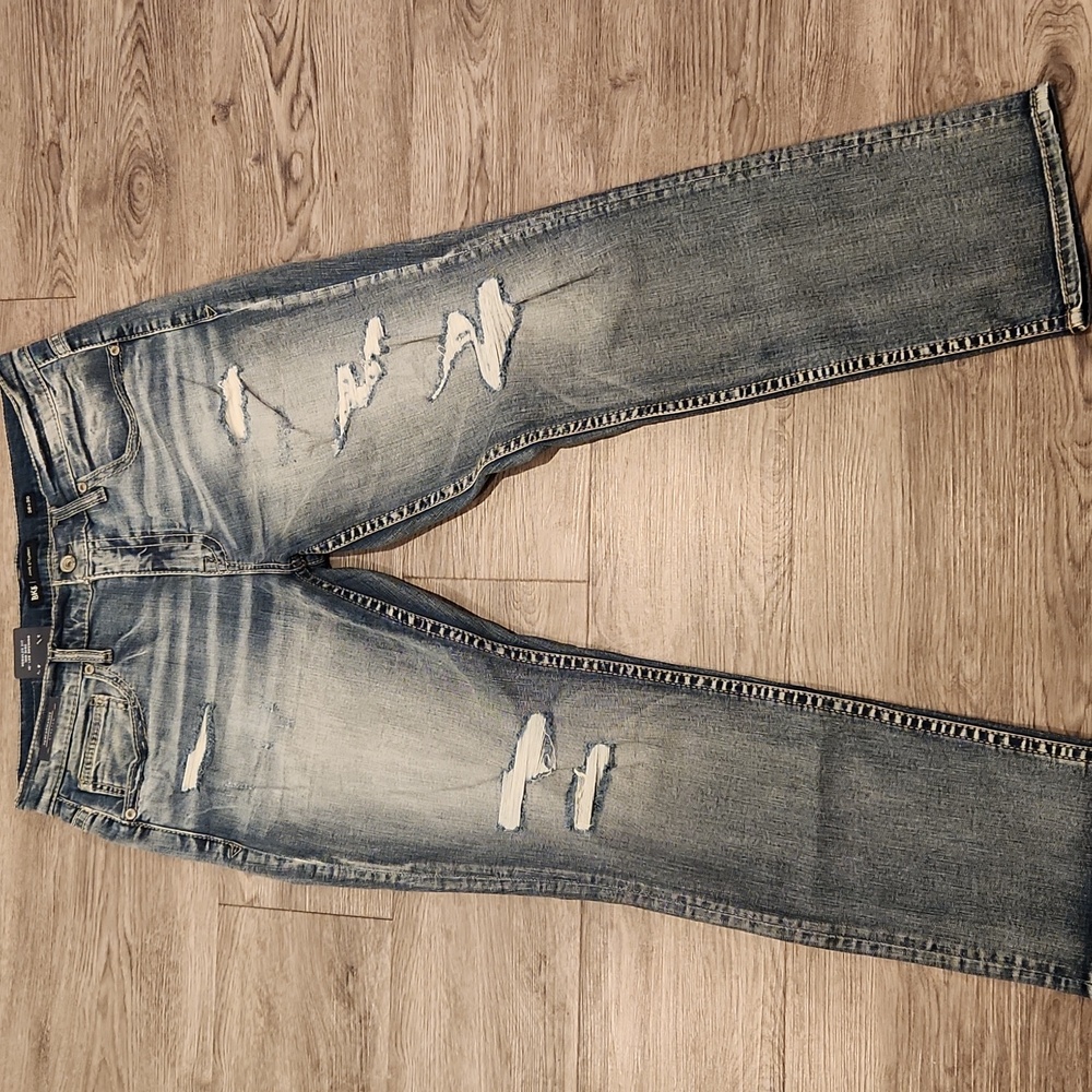 NWT- Men's BKE Jake Straight Leg Distressed 38x30